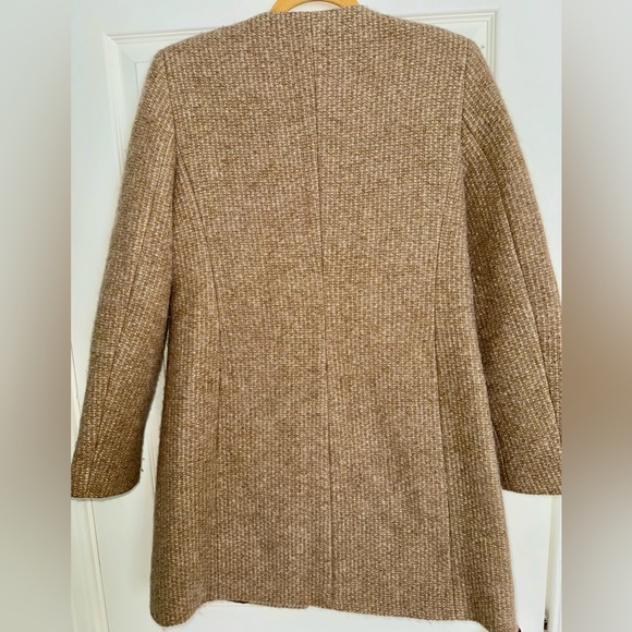 Seventy Tan Tweed Dressy Coat with Gold Metallic Thread, size 42 - Picture 4 of 11